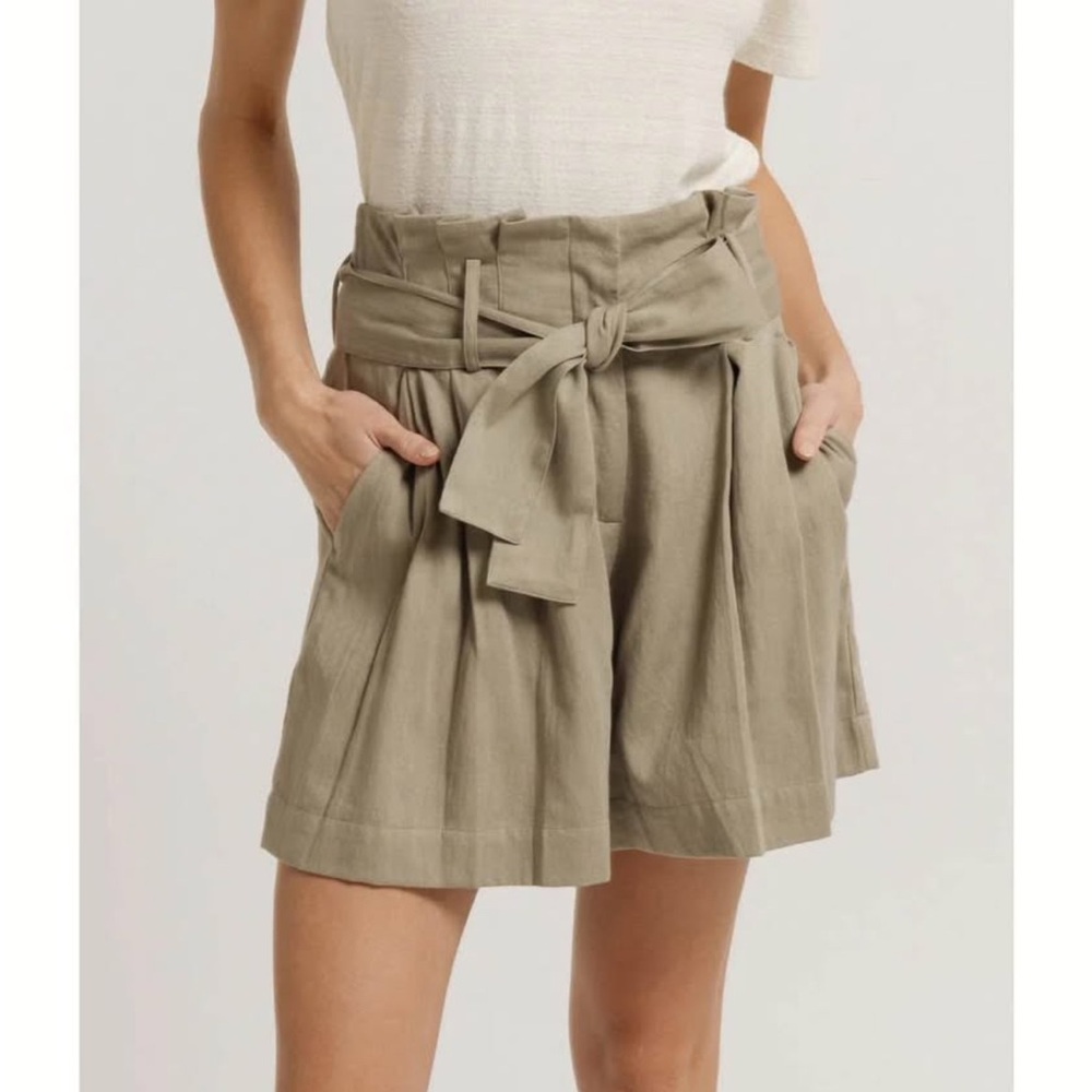 LAUDE the Label Paperbag Waist Shorts